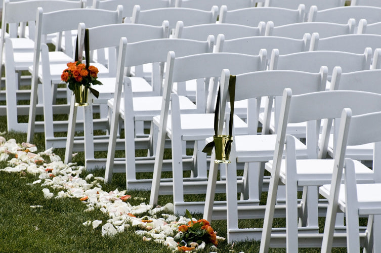 Tables &amp; Chairs: Essential Rentals for Every Type of Event