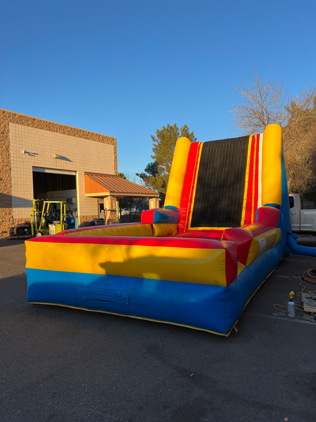 XL VELCRO WALL#2  INFLATABLE GAME